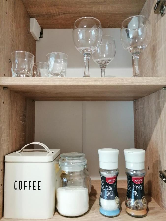 Apartamenti Miera Osta Lipawa Zewnętrze zdjęcie