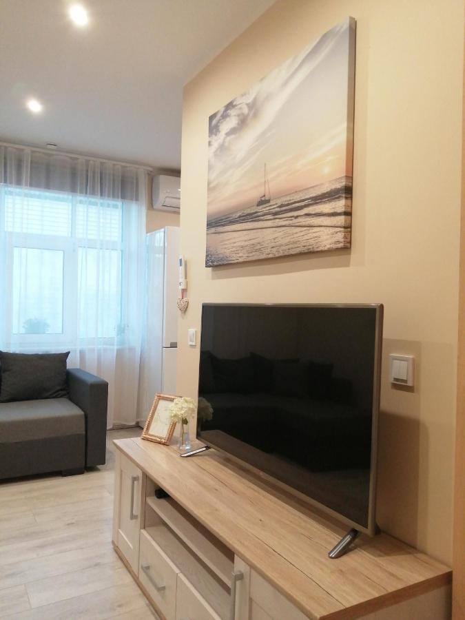 Apartamenti Miera Osta Lipawa Zewnętrze zdjęcie